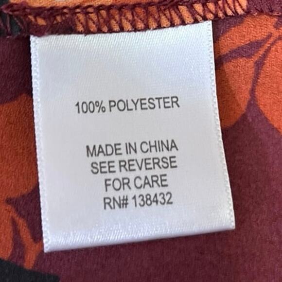 ModCloth Women's Red Maroon Floral V-neck Long Sleeve Button Blouse Top Size 4X - Picture 4 of 4